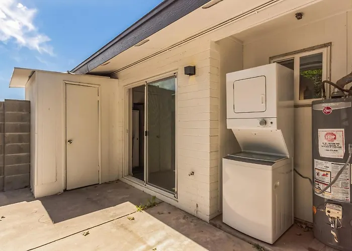 Updated In - Close To Sky Harbor And Asu Mesa